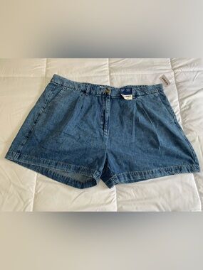 New with tags OLD NAVY shorts womens size XXL